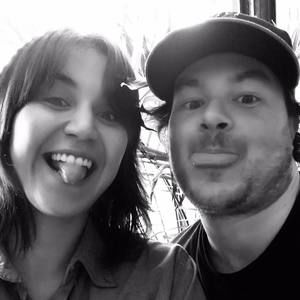 Meet your Posher, Mona